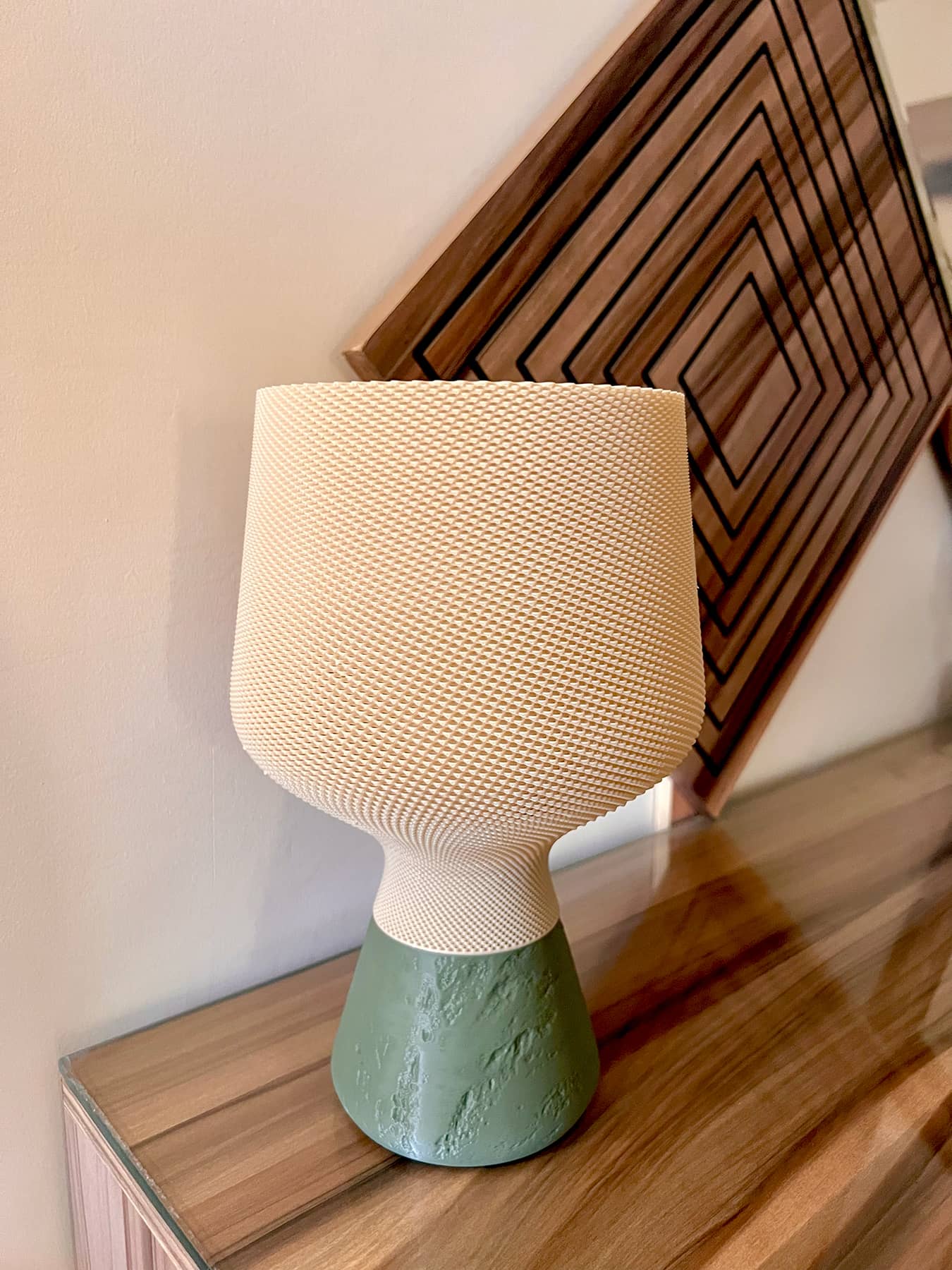 The Solra Lamp